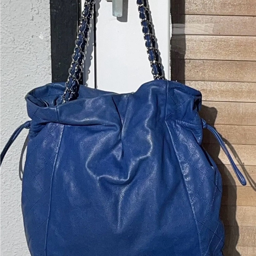 Chanel Blue Leather Women's Bag - Picture 3 of 13